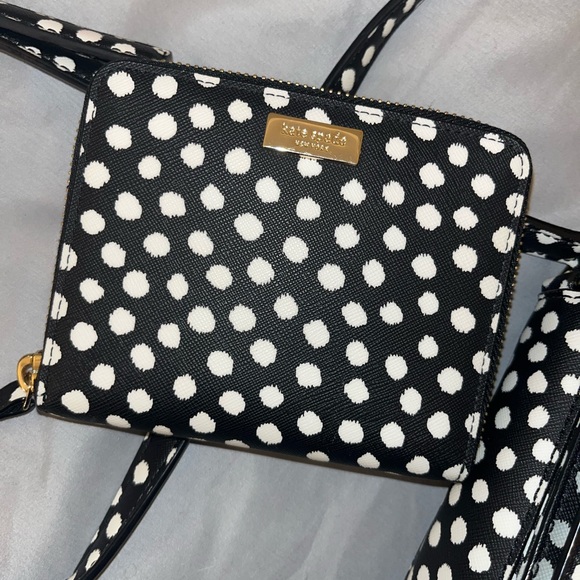 SOLD Kate spade black/white purse and wallet - Picture 3 of 14